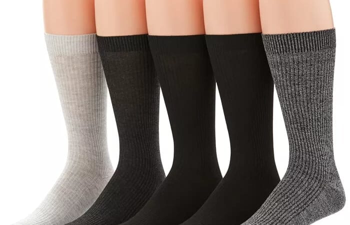 Perry Ellis Portfolio Men's Ribbed Crew Socks 5-Pair Pack for $8 + free shipping w/ $25