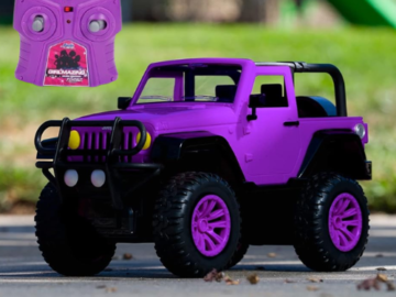 Jada Toys Girlmazing Jeep Wrangler Radio Control Vehicle $9.97 (Reg. $25.56)