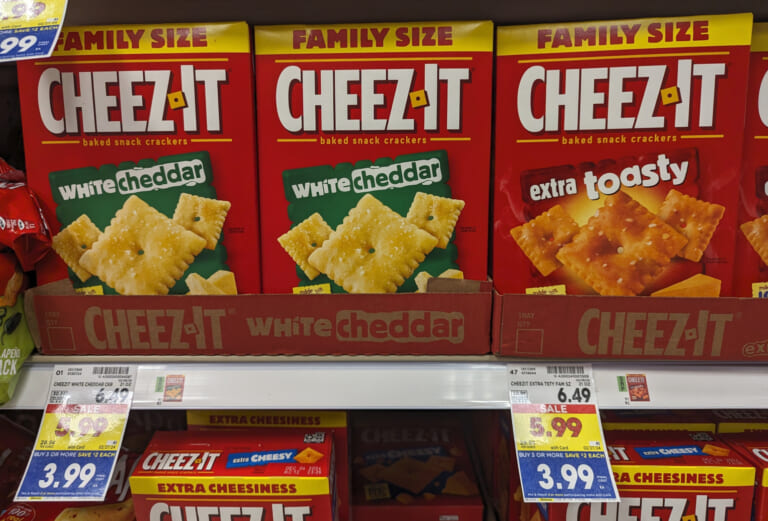 Family Size Cheez-It Crackers As Low As $2.99 At Kroger (Regular Price $6.49)