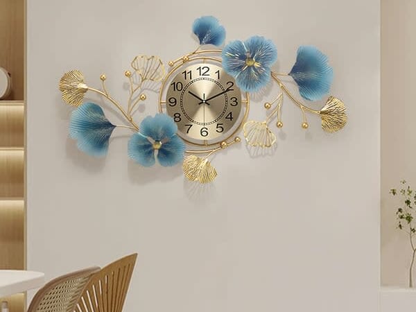 Homary 3D Metal Ginkgo Leaves Wall Clock for $64 + free shipping