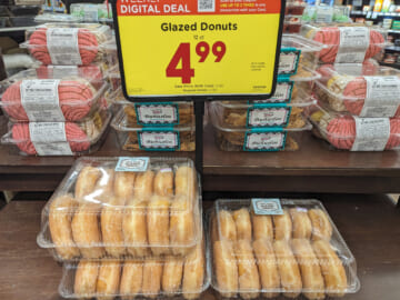 Get Fresh Glazed Donuts For Just $4.99 At Kroger