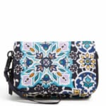 *HOT* Vera Bradley Sale: Up to 85% off, Extra 20% off + Free Shipping!